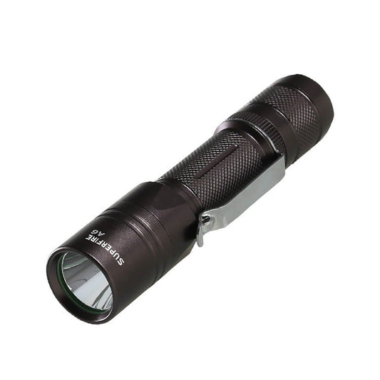 Linterna recargable LED de alta potencia SUPERFIRE A6 con batería 18650